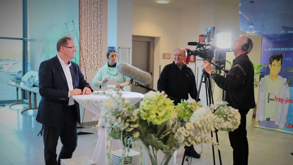 Das richtige Setting und gute Technik macht aus einem Interview ein Erlebnis. Gezeigt von Lutz Dieckmann von der HD-Filmschule